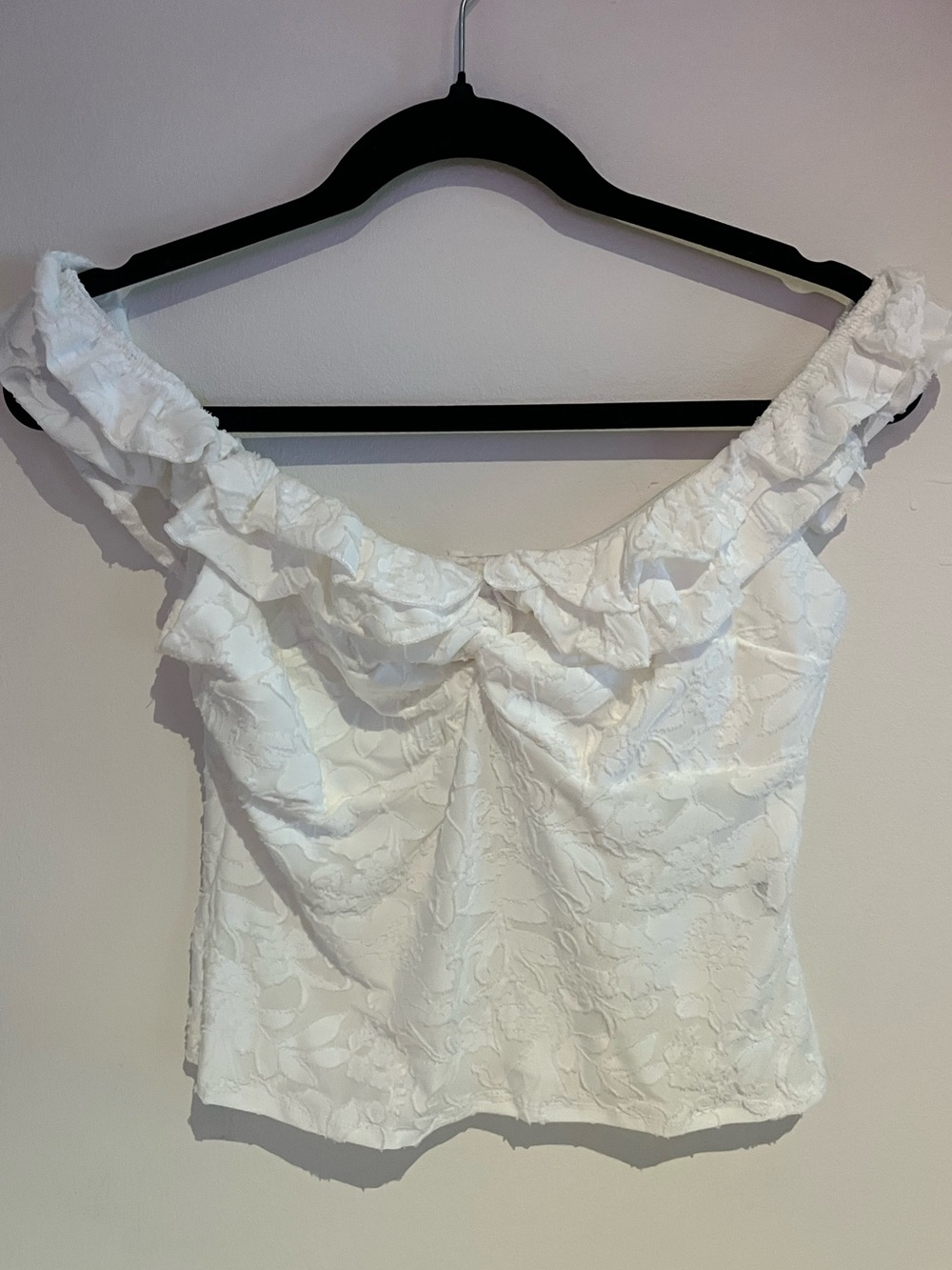 White Off-Shoulder Ruffle Texture Top - Picture 2 of 3
